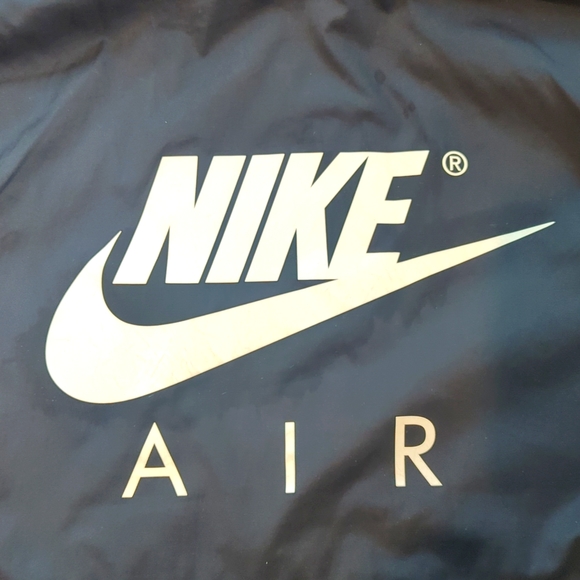 Nike air jacket - Picture 2 of 8